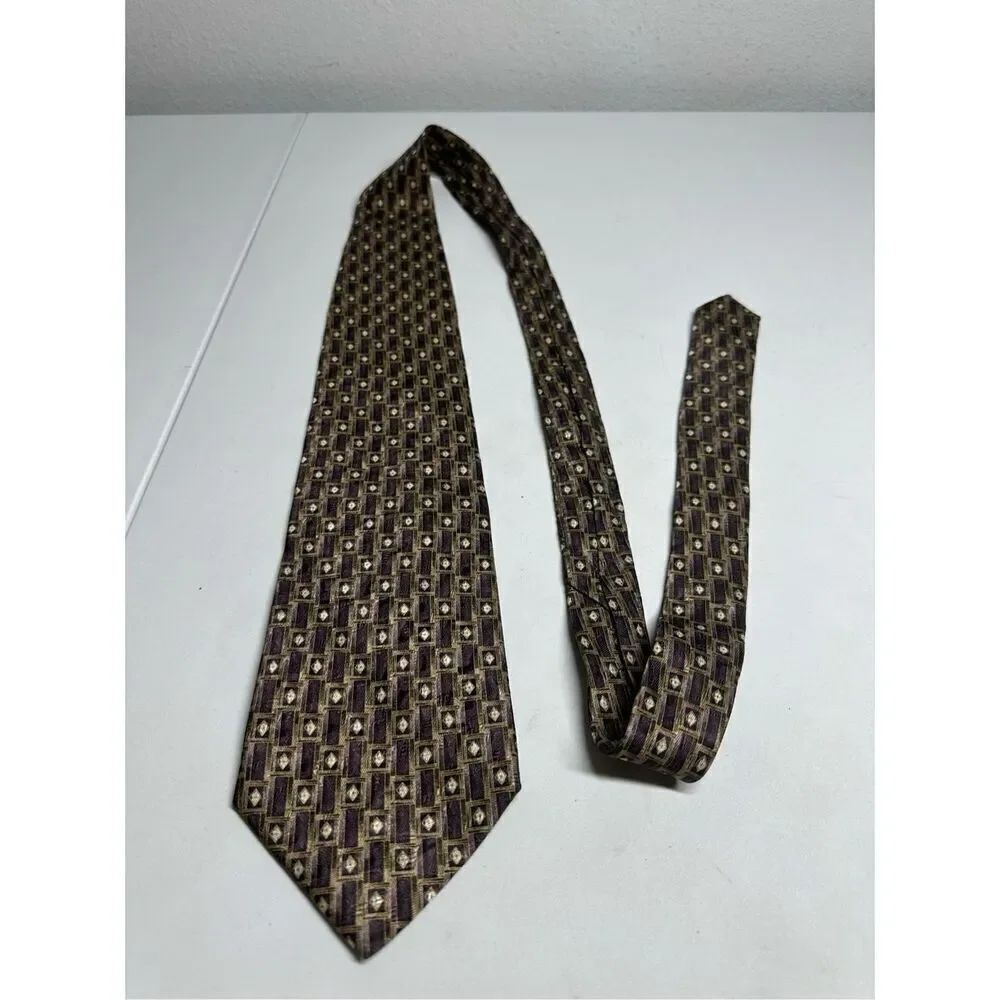 ROUNDTREE YORKE US MADE BEIGE PURPLE GOLD Shapes Silk Necktie Ties